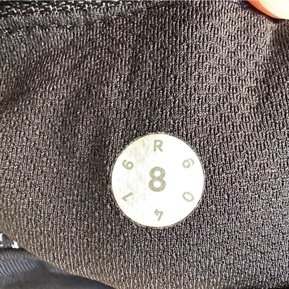 Lululemon Pace Rival Crop Power Luxtreme Spray Black and White Print Legging - Picture 11 of 13